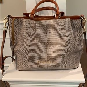 Dooney and Bourne Large Barlow Bag